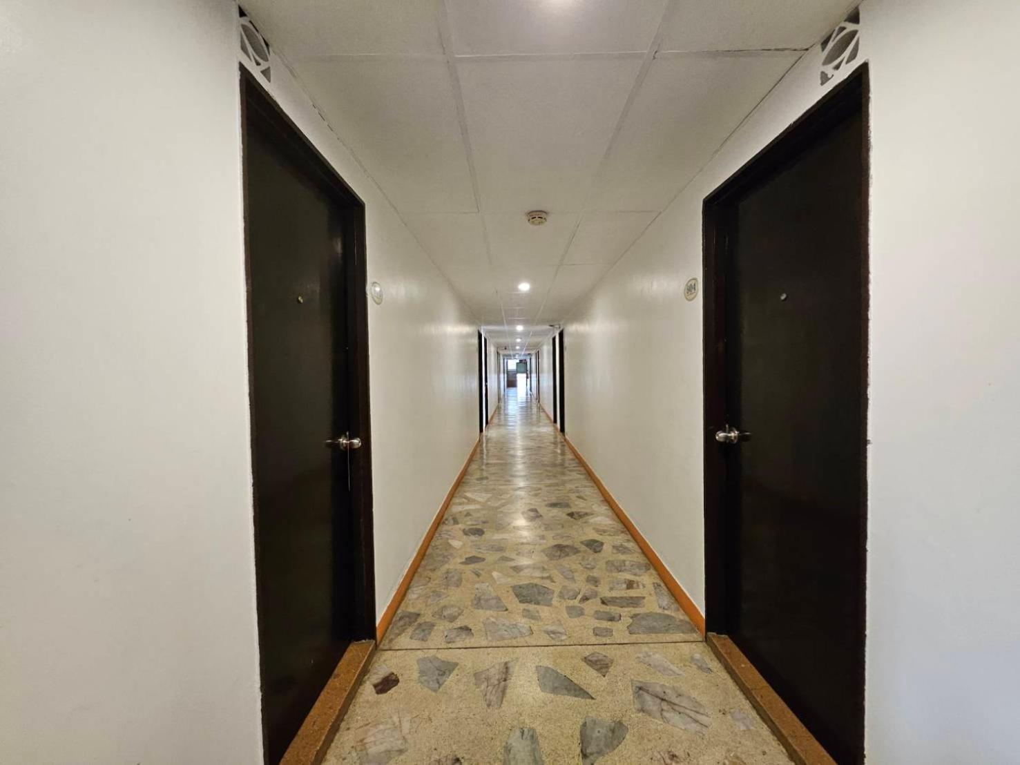 Crown Bts Nana Hotel Bangkok Zewnętrze zdjęcie