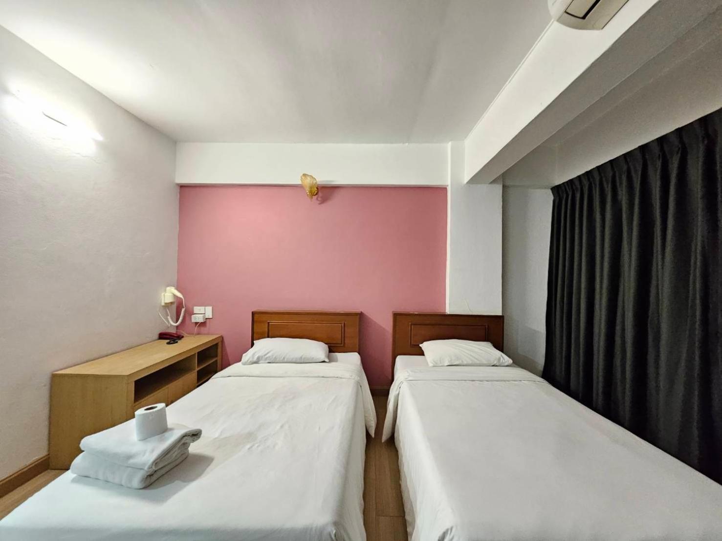 Crown Bts Nana Hotel Bangkok Zewnętrze zdjęcie