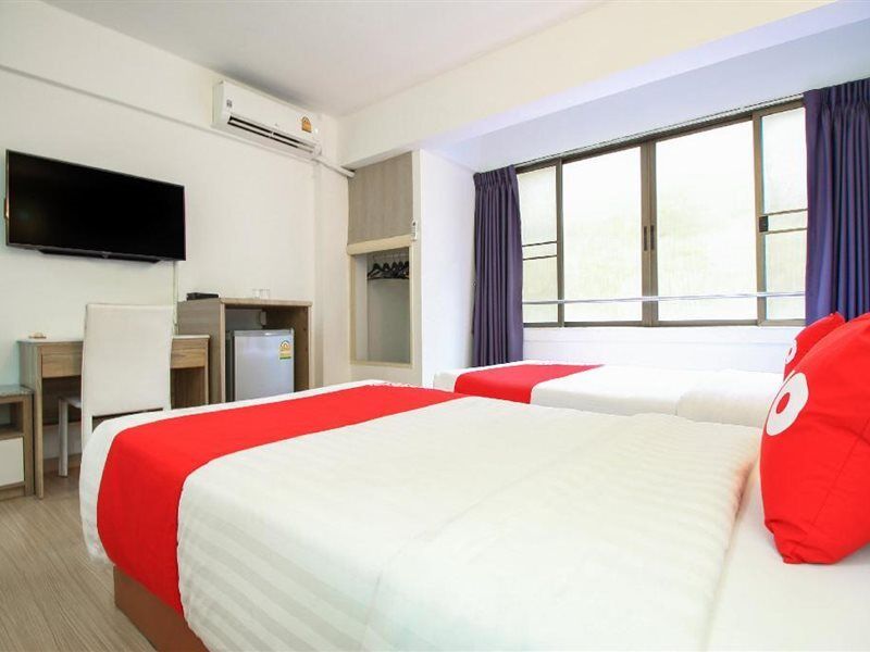 Crown Bts Nana Hotel Bangkok Zewnętrze zdjęcie